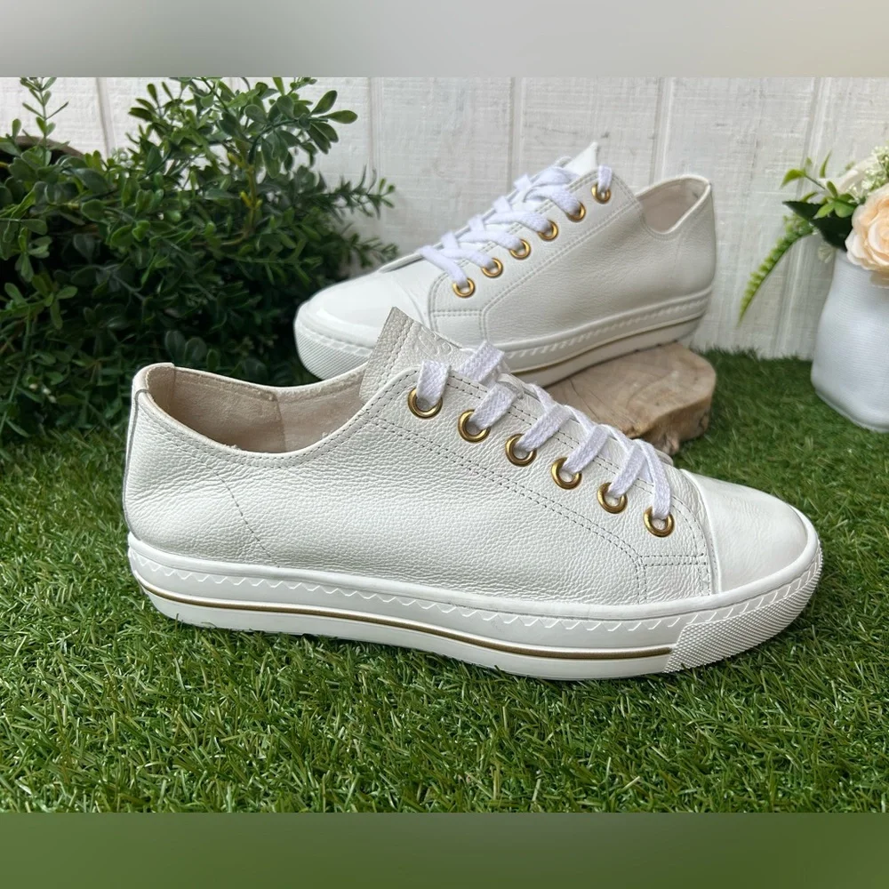 PAUL GREEN
White Women's White Sneakers with Gold Accents size Uk 3 US 5.5 NEW - Picture 8 of 17